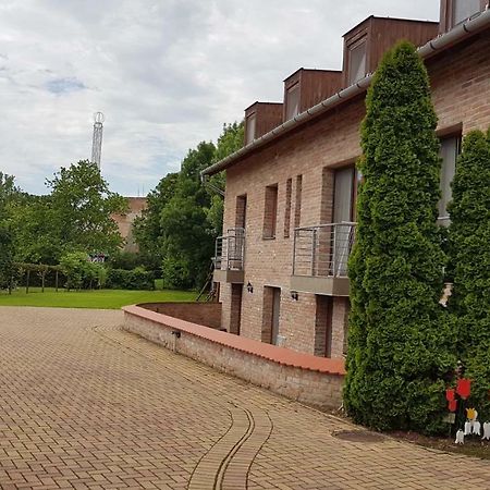 Gyulai Fuerdoe Apartman Exterior foto